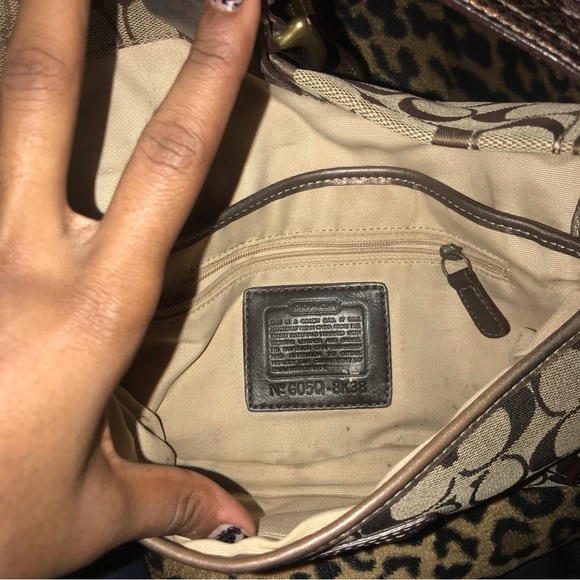 Coach Handbag 👜 - Picture 12 of 12